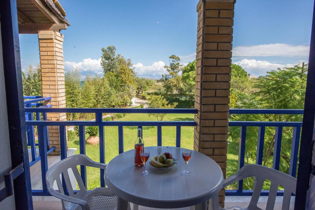 Villa Spyridoula Studios On The Beach Sidari  Luaran gambar